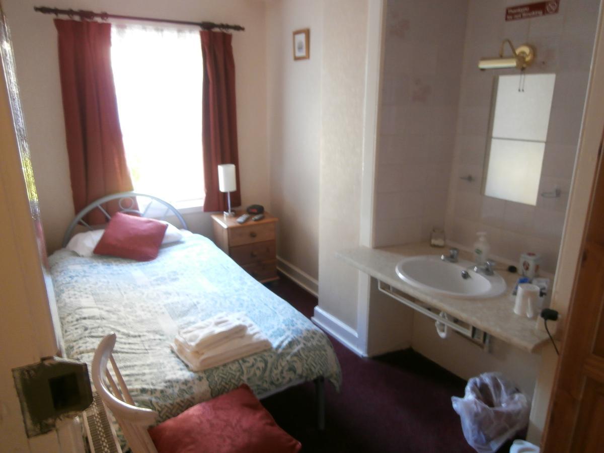 Monorene Guest House Galashiels Extérieur photo