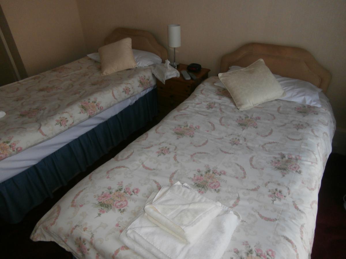 Monorene Guest House Galashiels Extérieur photo